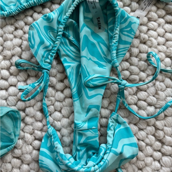SHEIN Teal Swirl Bikini - Picture 3 of 4